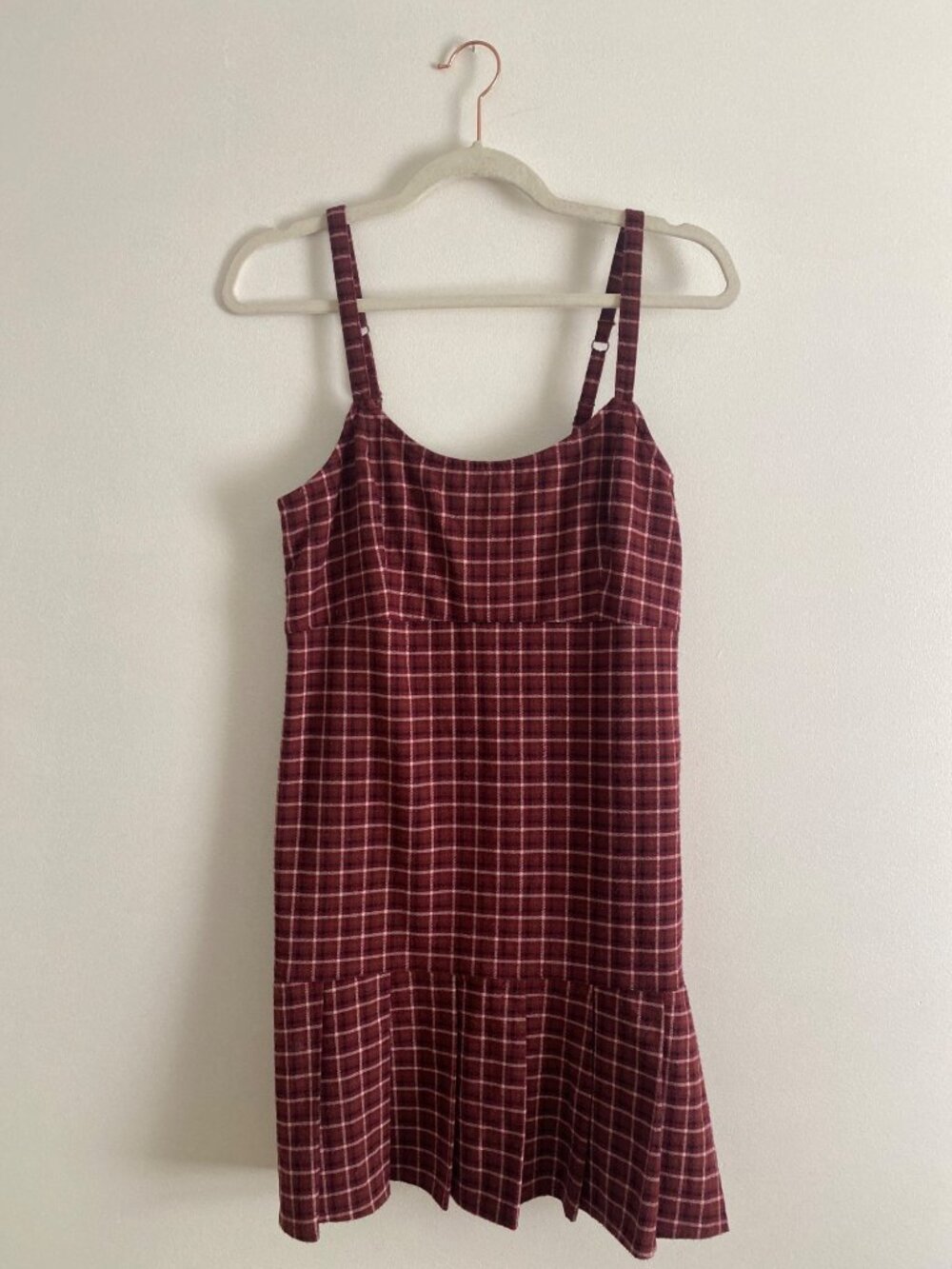 Burgundy Plaid Dress Adjustable Straps & Pleated Hem By Hollister Size M